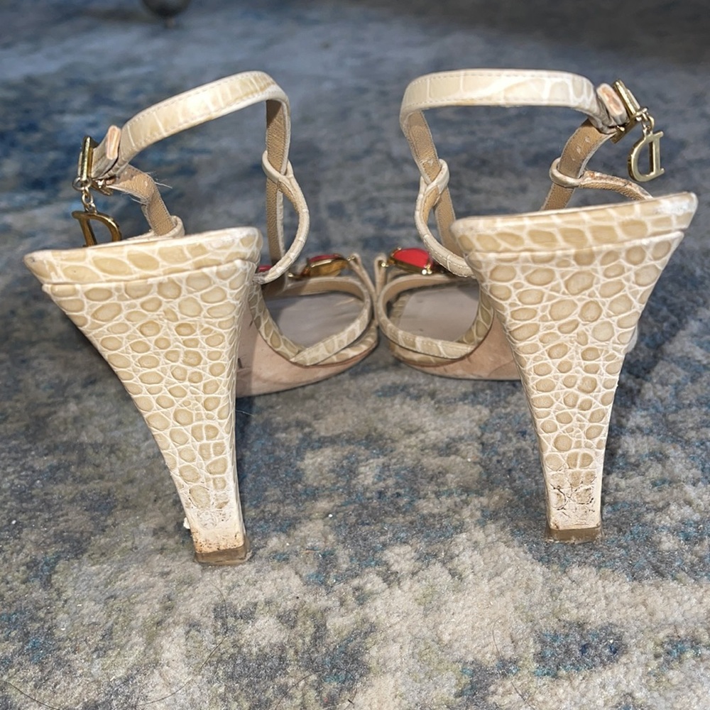 CHRISTIAN DIOR HEELS - Picture 4 of 4